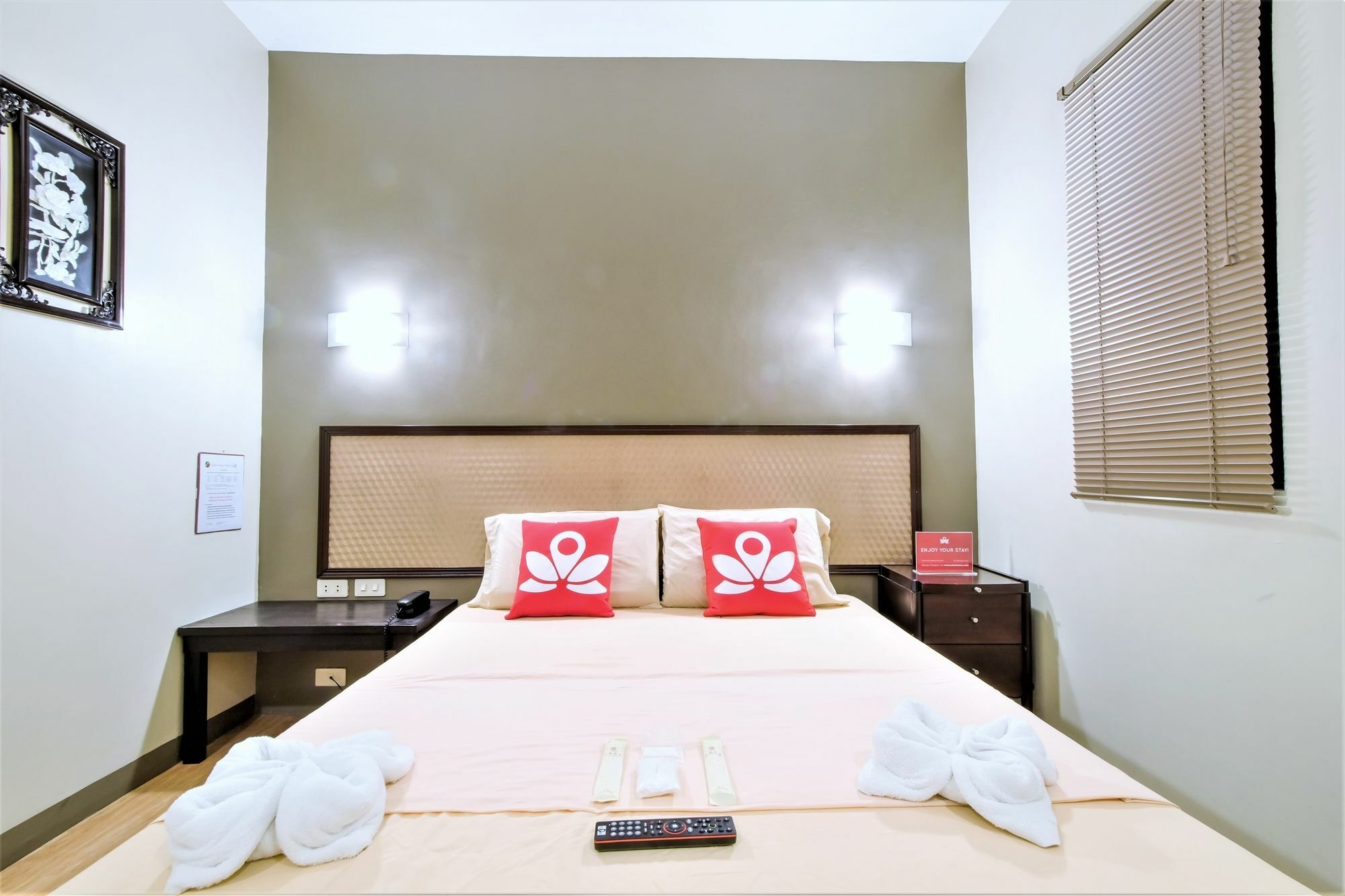 Zen Rooms Basic Aurora Pasay Buitenkant foto